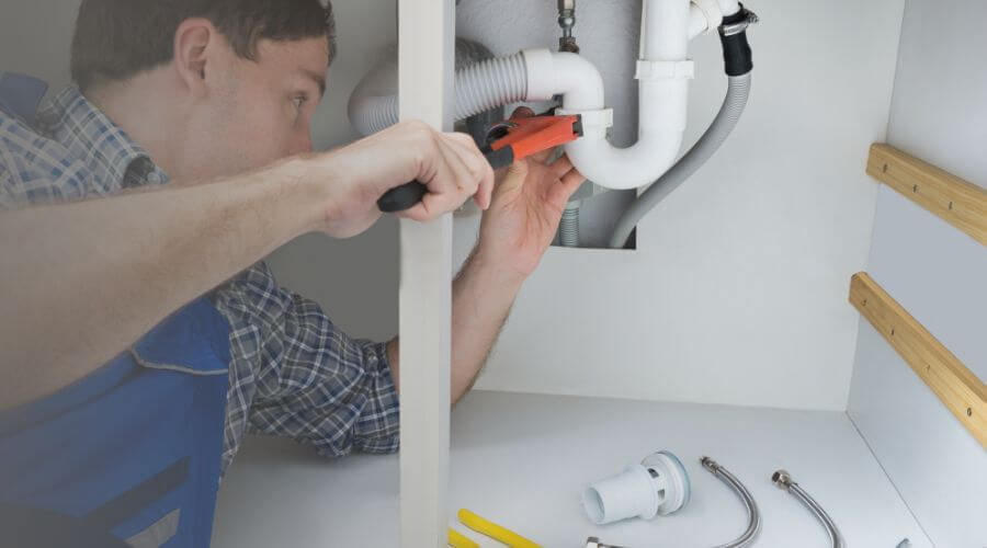 Expert burst pipe repair services in Courtland, AL